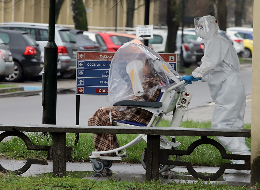 W szpitalach zakaźnych regionu łódzkiego trzeba uruchamiać...