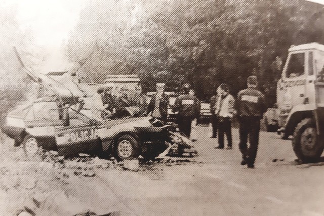 Do tragedii doszło 13 września 1996 roku pomiędzy węzłem autostradowym w Prądach a Sosnówką.