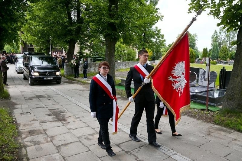 Wrocław: Pogrzeb ofiar rodzinnej tragedii na Hubach [ZDJĘCIA]