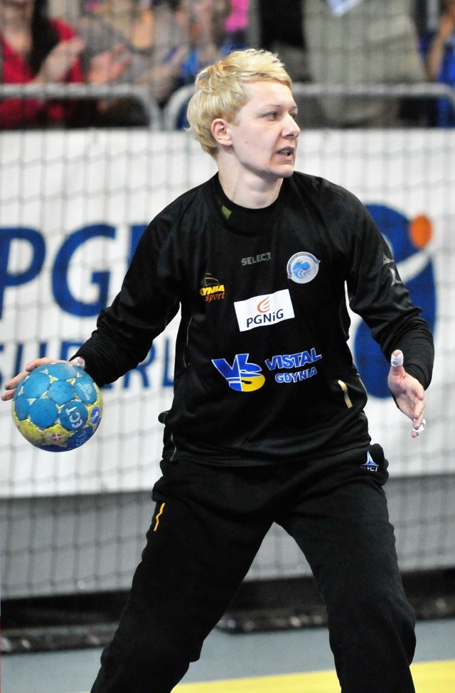 Beata Kowalczyk, bramkarka Energi (na zdjęciu), wraz z klubową koleżanką Izabelą Prudzienicą, były mocnym punktem zespołu.