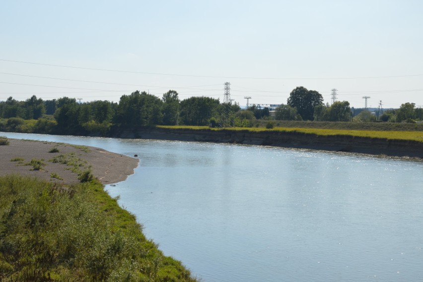 Ostrów. Dunajec zagraża wsi, ale nie ma pieniędzy na okiełznanie rzeki