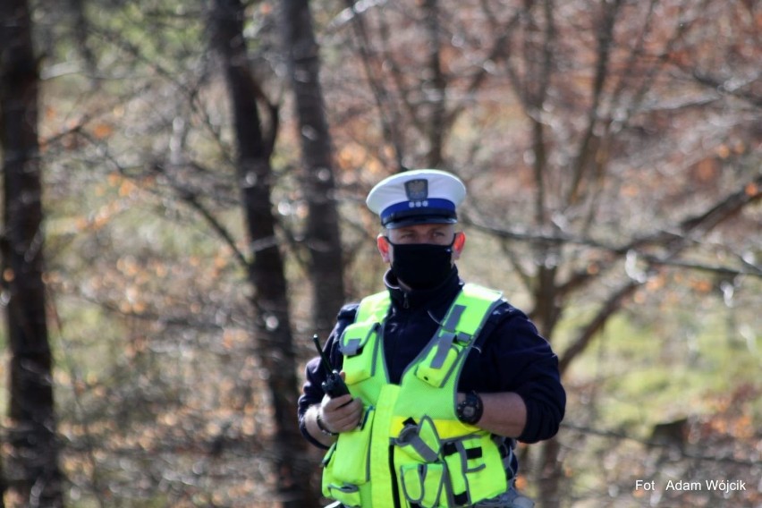 Wypadek na krajowej 6 koło Sianowa. Ciężarówka zderzyła się...