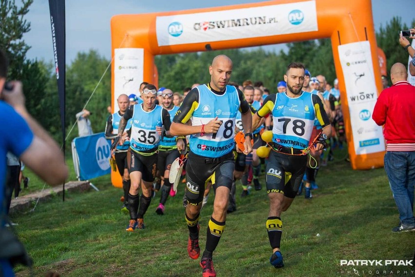 Widowiskowy Swimrun Wióry 2019 w gminie Pawłów w sobotę, 24 sierpnia. Będą biegać, pływać i zdobywać medale... z recyklingu