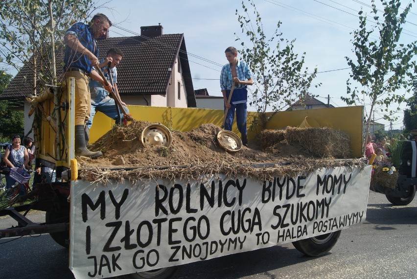 Dożynki 2016 Kryry: Rolnicy z powiatu pszczyńskiego dziękowali za plony [ZDJĘCIA]