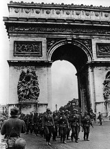 Jak Ślązak z Wehrmachtu ocalił Paryż przed wyrokiem Hitlera