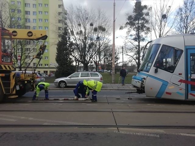 Awaria na Hubskiej. Nie jeżdżą tramwaje. Są objazdy