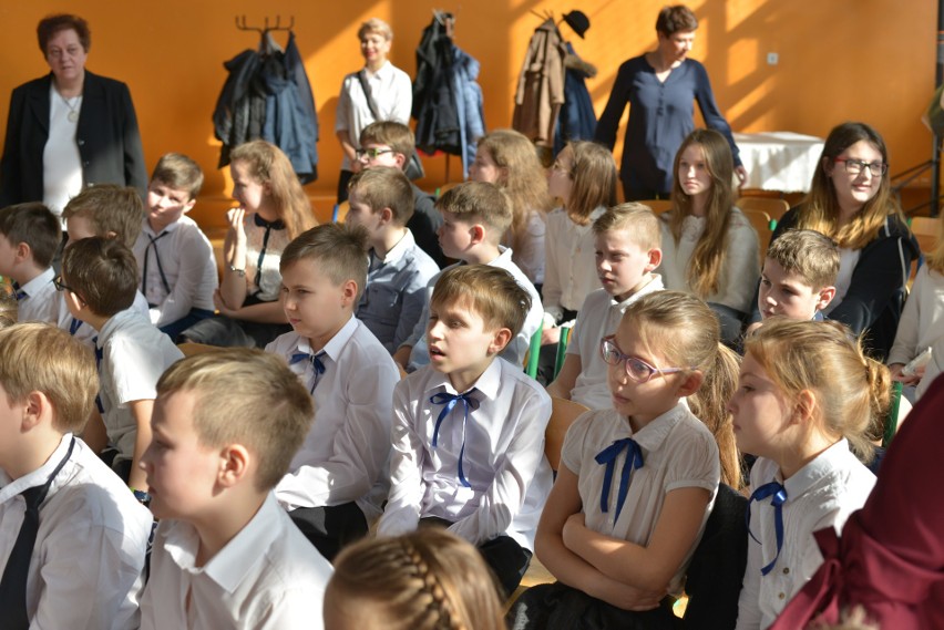 Święto patrona Szkoły Podstawowej numer 2 w Sandomierzu – Króla Kazimierza Wielkiego (ZDJĘCIA)