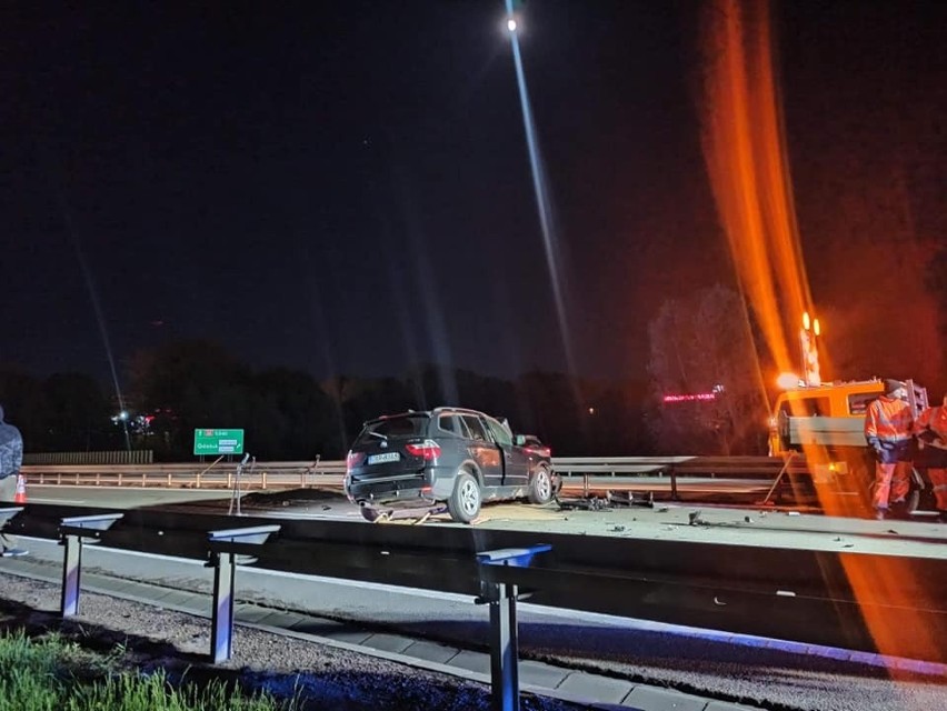 Wypadek na Obwodnicy Trójmiasta 22.05.2021. BMW uderzyło w pojazd służb drogowych