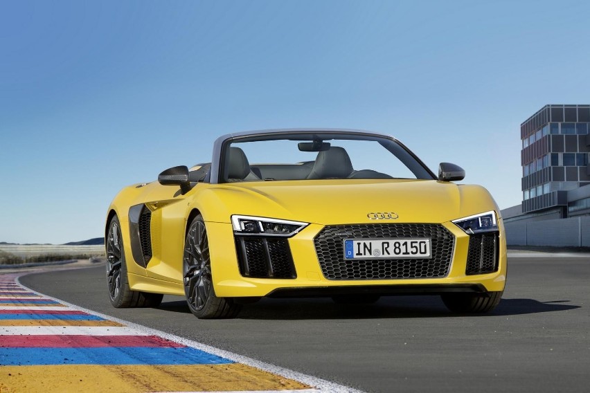 Audi R8 Spyder V10...