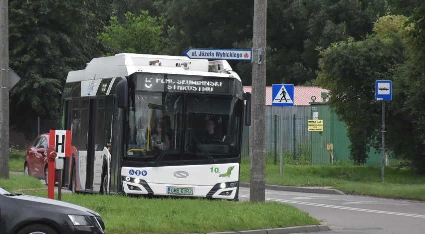 W autobusach miejskich bramki policzą pasażerów