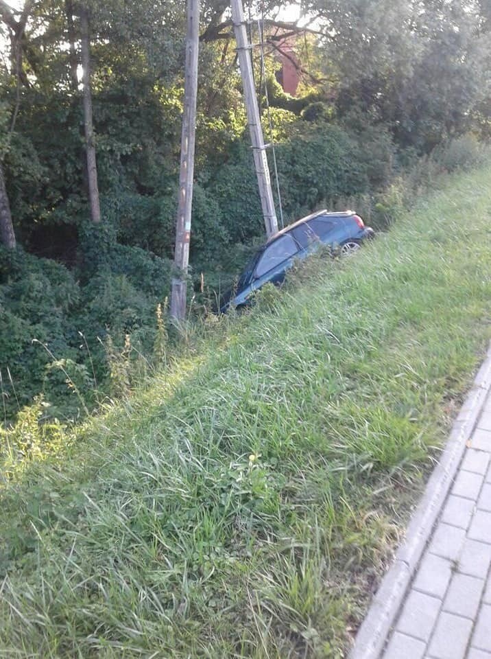 Na miejscu pojawili się policjanci. Kierowcy nic poważnego...