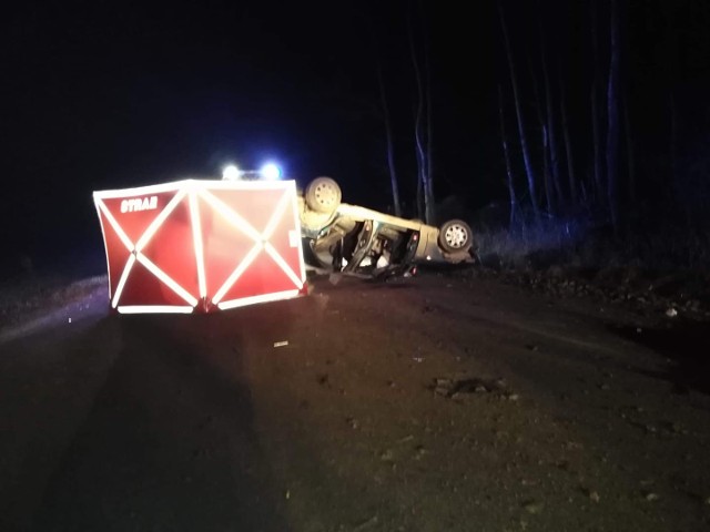 Pietraszki: Wypadek śmiertelny. Pijany kierowca dachował. Zginęła pasażerka