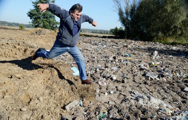 Wreszcie ludzie nie będą tutaj dorzucać śmieci - cieszy się sołtys Głuchowa Ryszard Sobczak