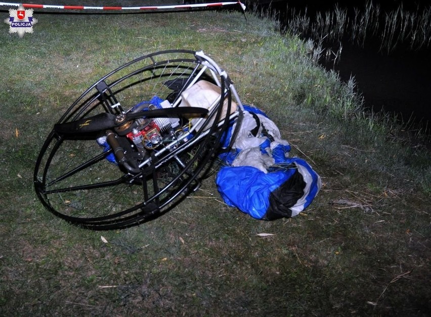 Tragiczny wypadek w Kraśniku. Paralotniarz wpadł do zalewu. Zmarł w szpitalu