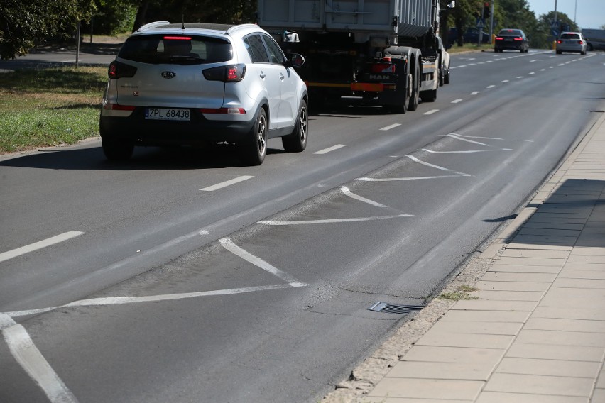 Przez Witkiewicza w Szczecinie pojedziemy bezpieczniej i bardziej komfortowo. Znikną koleiny przy przystanku autobusowym