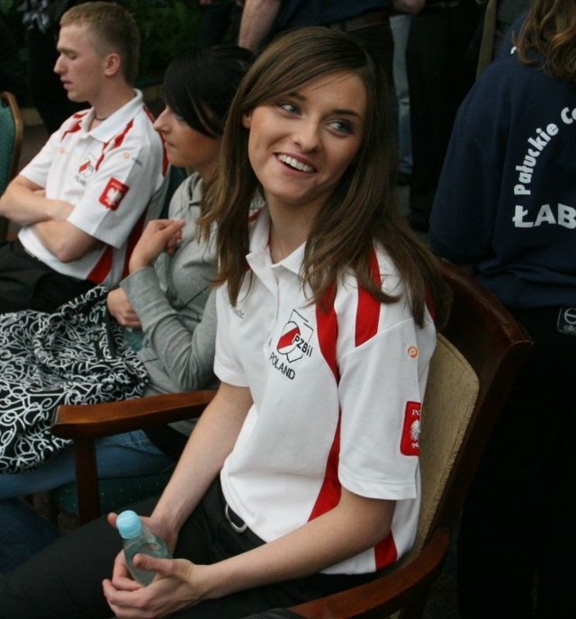 Katarzyna Wesołowska z Nosanu Kielce cieszy się z brązowego medalu drużynowych mistrzostw Europy.