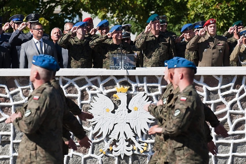 Pożegnanie żołnierzy wyjeżdżających do Bośni Hercegowiny.