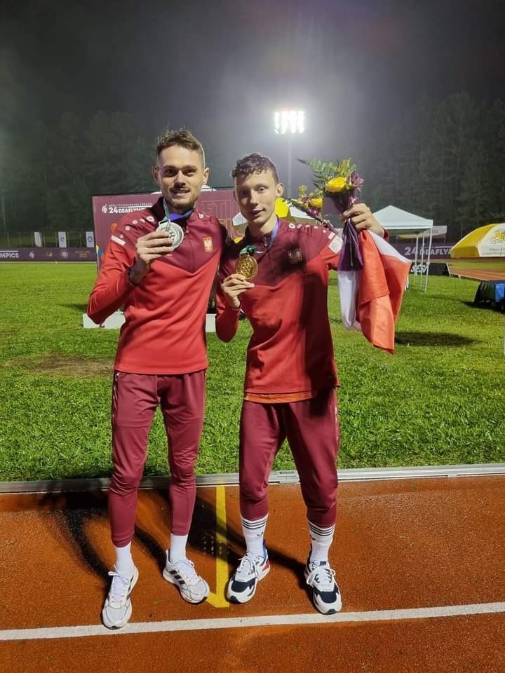 Lekkoatleci Spartana Lublin wrócą z 24. Letnich Igrzysk Niesłyszących z ośmioma medalami. Zobacz zdjęcia 