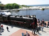 Pociąg Pirat pod samą latarnią morską w Kołobrzegu! Tradycji stanie się za dość