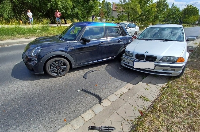 Wypadek na ul. Karkonoskiej we Wrocławiu 15.07.2022