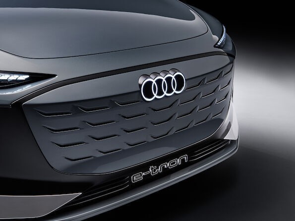 Audi A6 Avant e-tron concept...
