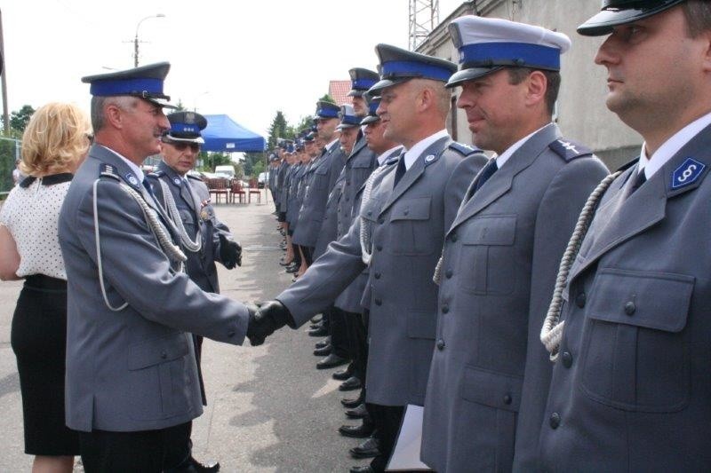 Na wyższe stopnie awansowano 58 policjantów, w tym 12...