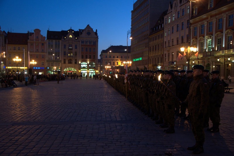 Wrocław: Wojskowa defilada w rocznicę wstąpienia Polski do NATO (ZDJĘCIA)