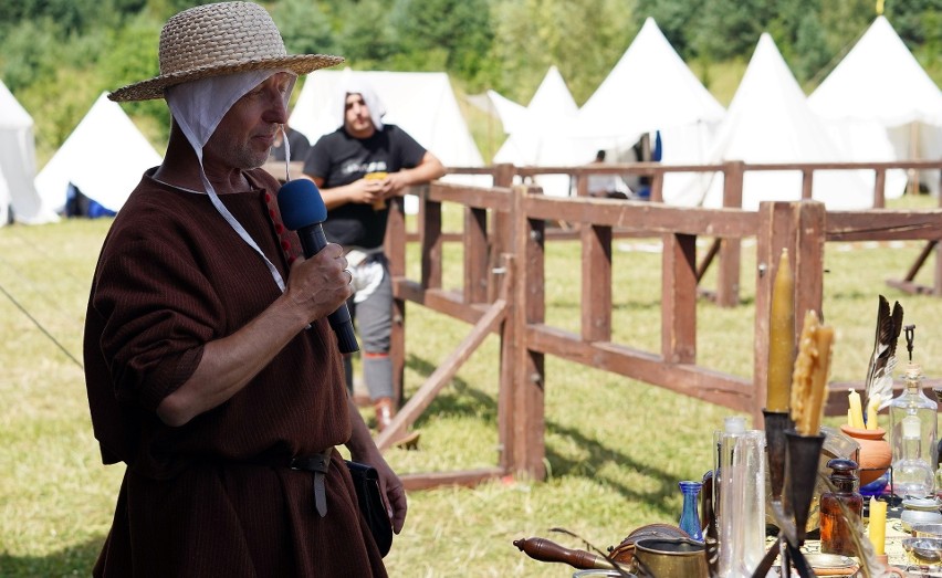 3 lipca 2022 pod zamkiem w Rabsztynie odbyła się druga część...