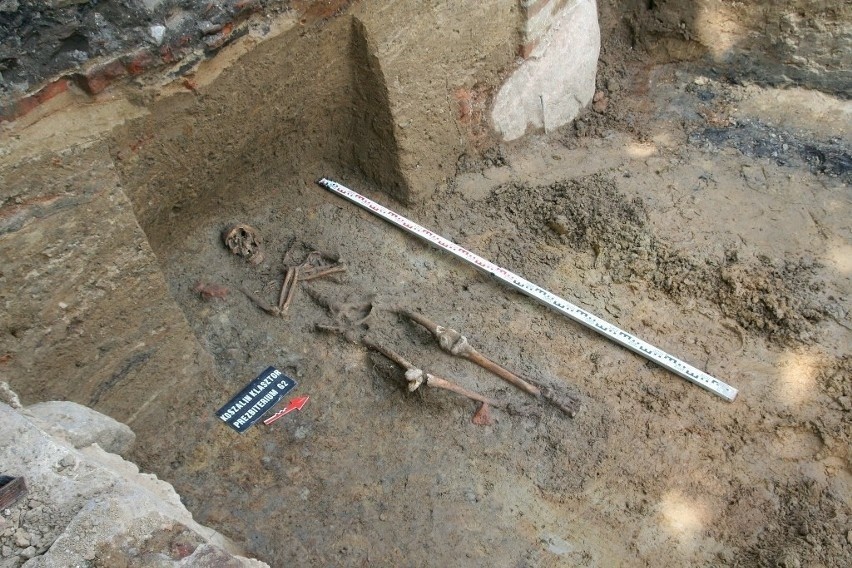W trakcie prac archeolodzy odkryli kilka kompletnych...