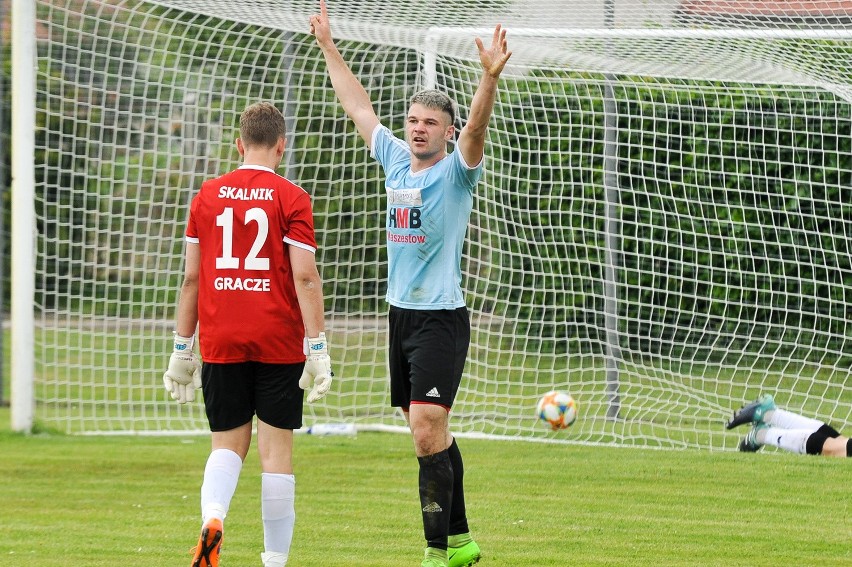 4. liga piłkarska. Skalnik Gracze - MKS Gogolin 1-2