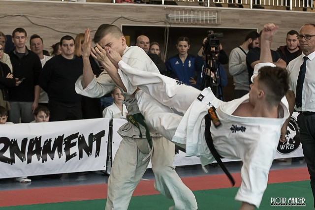 Mistrzostwa Makroregionu Południowego i Międzywojewódzkie Mistrzostwa Młodzików Kyokushin Karate w Leżajsku