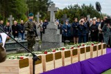 Uroczysty pogrzeb 11 Polaków z gminy Jedwabne pomordowanych przez Niemców w 1941 roku