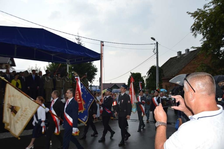 Jurczyce. Andrzej Duda wziął udział w odsłonięciu pomnika gen. Hallera [ZDJĘCIA]