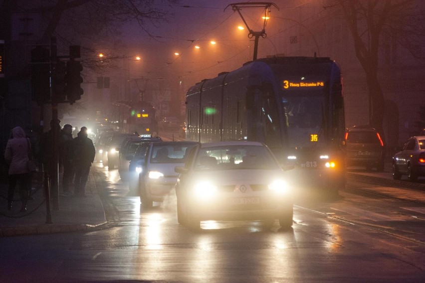 W nocy w Krakowie mieliśmy duży smog. Czujniki świeciły na czerwono