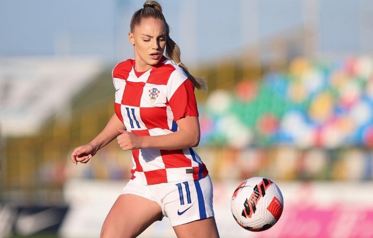 Najseksowniejsza piłkarka opublikowała zdjęcie, wspierające reprezentację Chorwacji