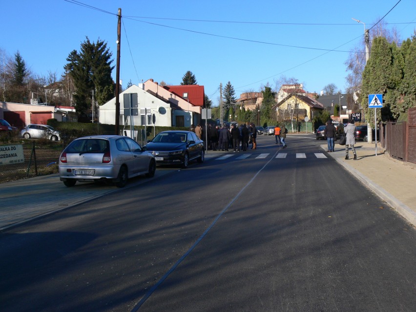 Ulica Żeromskiego - droga powiatowa w centrum Sandomierza.