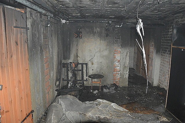 Ogień pojawił się w piwnicy bloku w Nowym Lublińcu.