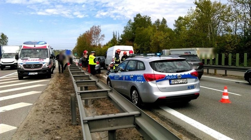 Trzy zdarzenia drogowe na trójmiejskiej obwodnicy. Policjanci apelują o ostrożność [zdjęcia]