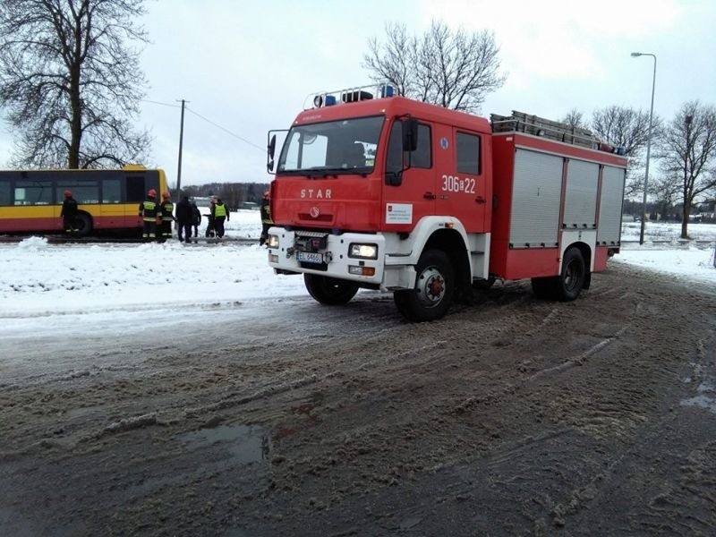 Autobus MPK wpadł do rowu! [zdjęcia] 