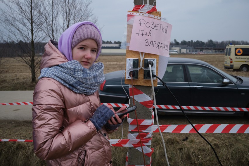 Dramatyczna sytuacja na przejściu granicznym w Budomierzu [ZDJĘCIA, WIDEO]