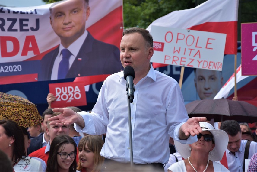 Prezydent Andrzej Duda na wiecu w Opolu. Atmosfera była...