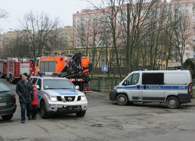 Zgłoszenie dotyczyło podłożenia bomby w szkole przy ul. Okólnej w Gorzowie.