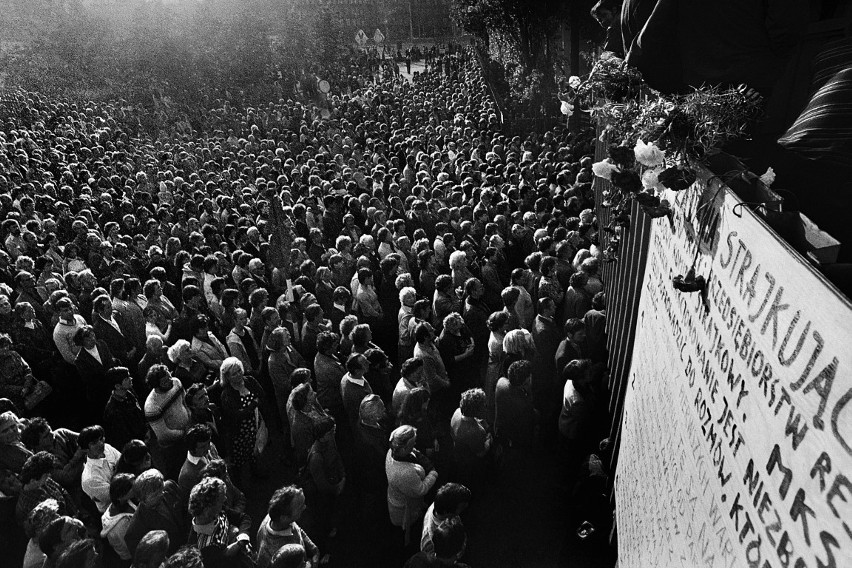 Sierpień 80. Zdjęcia strajku w Stoczni Gdańskiej z archiwum...