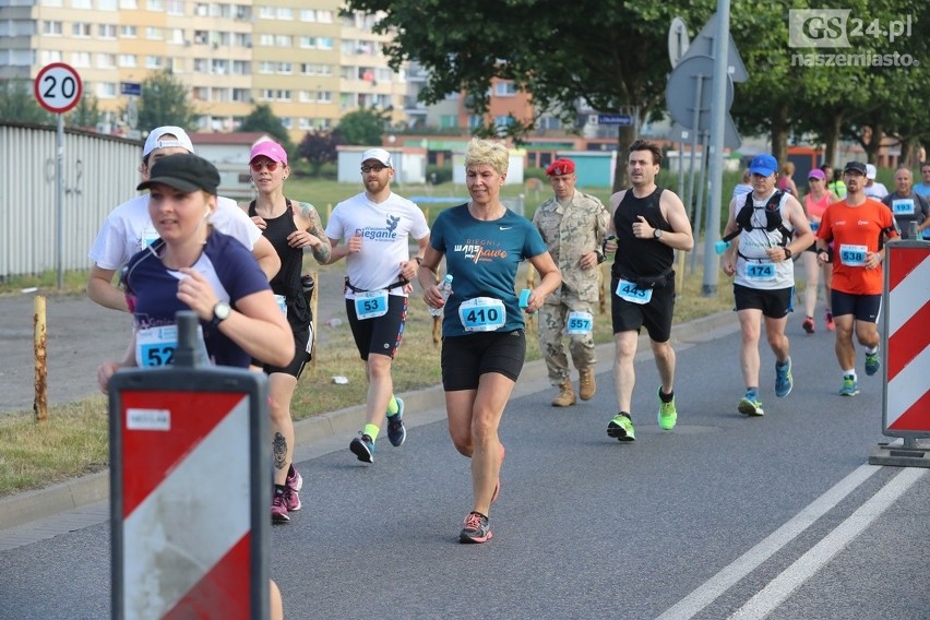 Maraton Szczeciński 2018: pół tysiąca biegaczy! [DUŻO ZDJĘĆ, WIDEO]