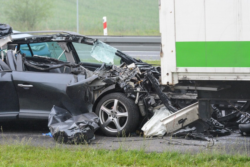 Policjanci ze Świecia, pod nadzorem prokuratora, wyjaśniają...