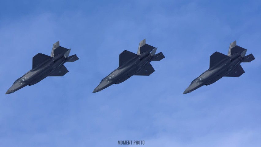 Holendrzy z F-35 z natowską misją w Malborku