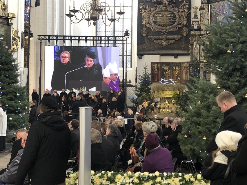 Magdalena i Antonina Adamowicz żegnają się z Pawłem Adamowiczem. "Opiekuj się nami i całym Gdańskiem tam w niebie" 