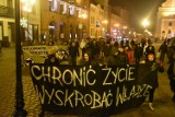 KOD w Toruniu przeciw restrykcjom wobec mediów!