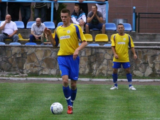 Największą startą w ekipie beniaminka jest Adam Deja (z piłką), który trenuje w Górniku Zabrze.
