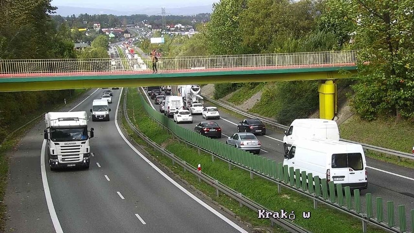 Wypadek na zakopiance w Gaju. Utworzył się duży korek [KRÓTKO]